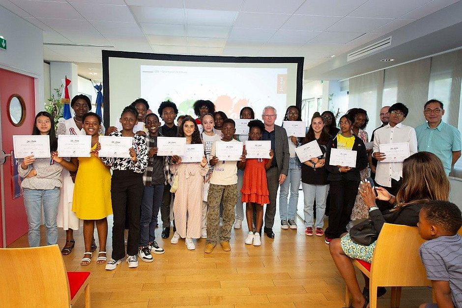 Cérémonie de clôture du conseil des jeunes, 6 juillet - voir en plus grand : (fenêtre modale)