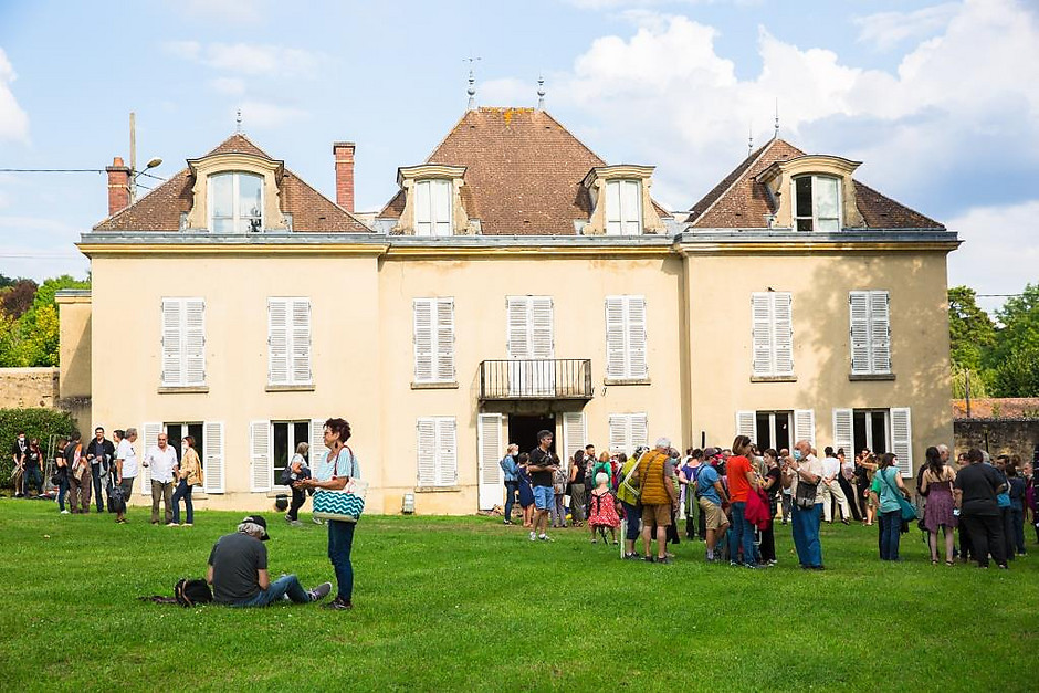Journées européennes du patrimoine dans le parc de la maison d'Anne et Gérard Philipe, 18 septembre - voir en plus grand : (fenêtre modale)