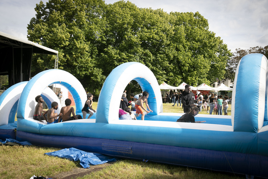 Cergy en Fête - Touleuses - voir en plus grand : (fenêtre modale)