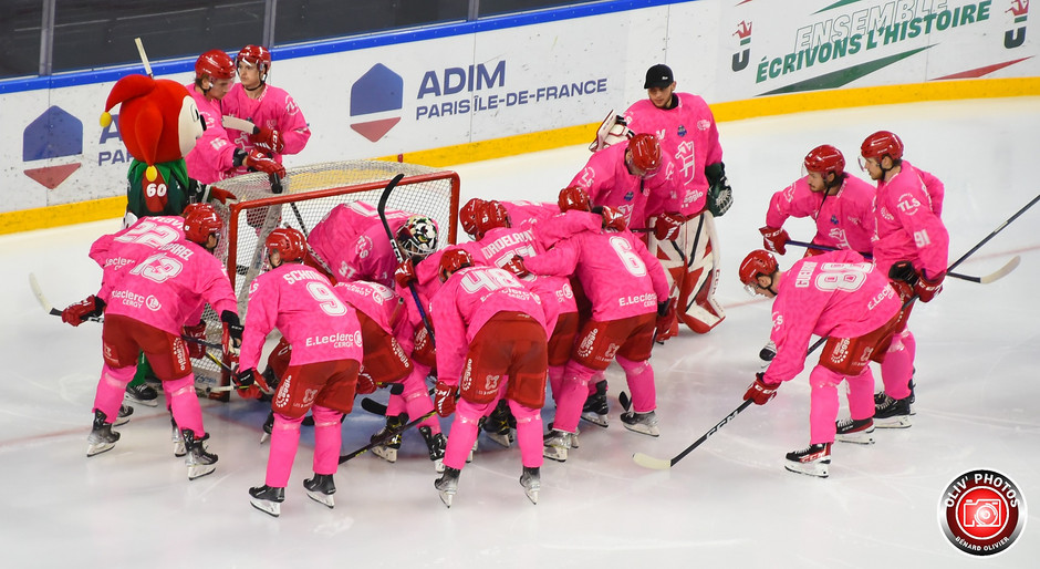 Octobre rose avec les sportifs Cergyssois et Cergypontains - voir en plus grand : (fenêtre modale)