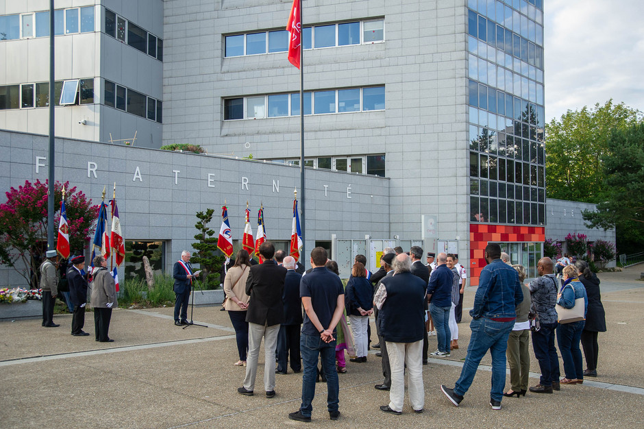 Commémoration du 79e anniversaire de la libération de Cergy - voir en plus grand : (fenêtre modale)