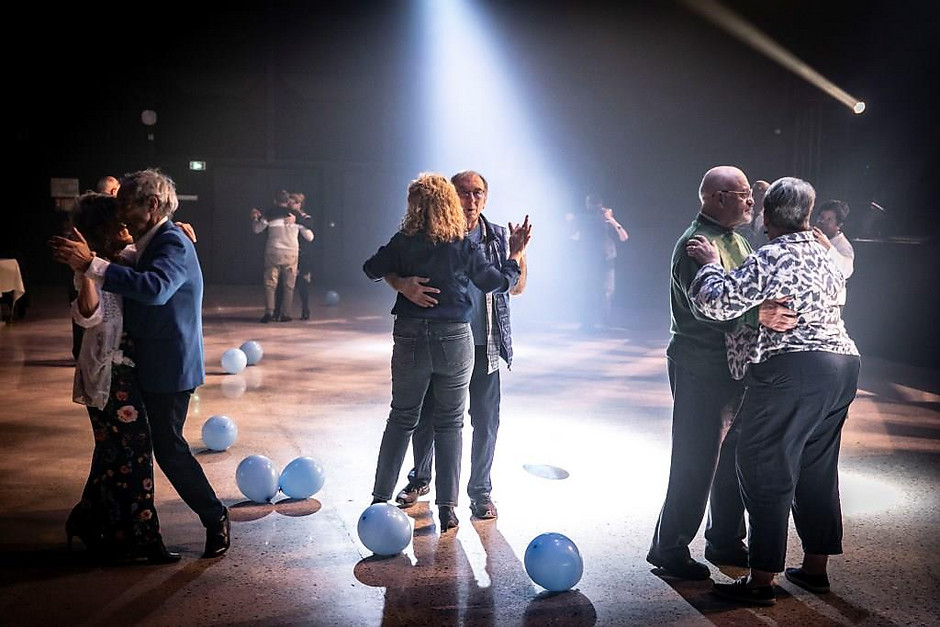 Thé dansant des seniors - Semaine bleue à Cergy - voir en plus grand : (fenêtre modale)