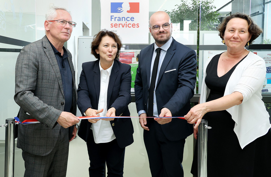 Inauguration maison France services, 7 juillet - voir en plus grand : (fenêtre modale)
